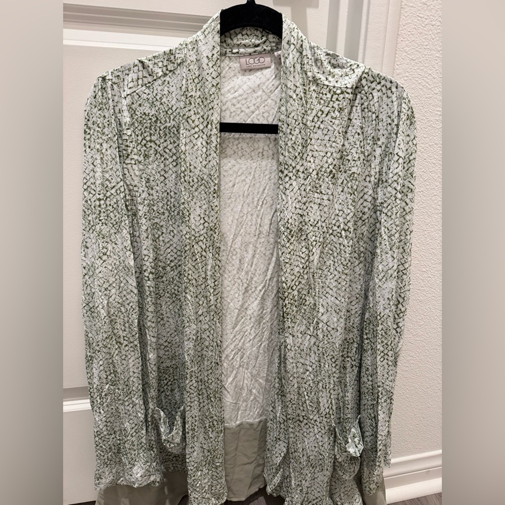 LOGO by Lori Goldstein Green and White Blouse